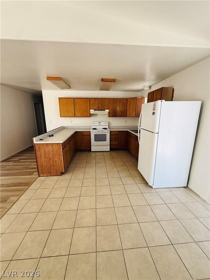1820 Galaxy St #A - Photo 5 of 14