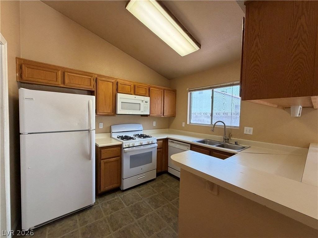 6621 Silvery Ave - Photo 7 of 23