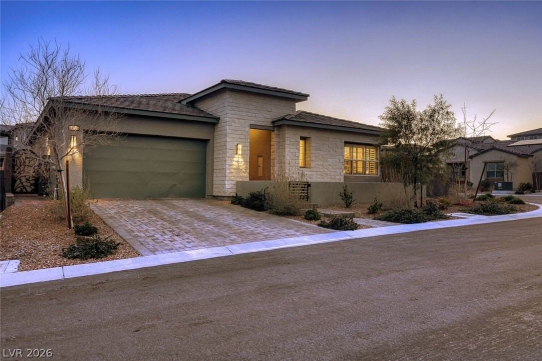 11729 Belorado Ave - Photo 2 of 28
