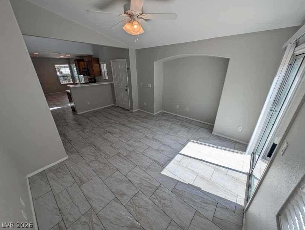 7629 Concord Heights St - Photo 4 of 33