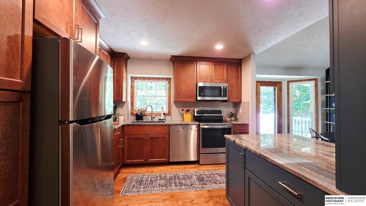 1001 Conestoga Rd - Photo 4 of 20