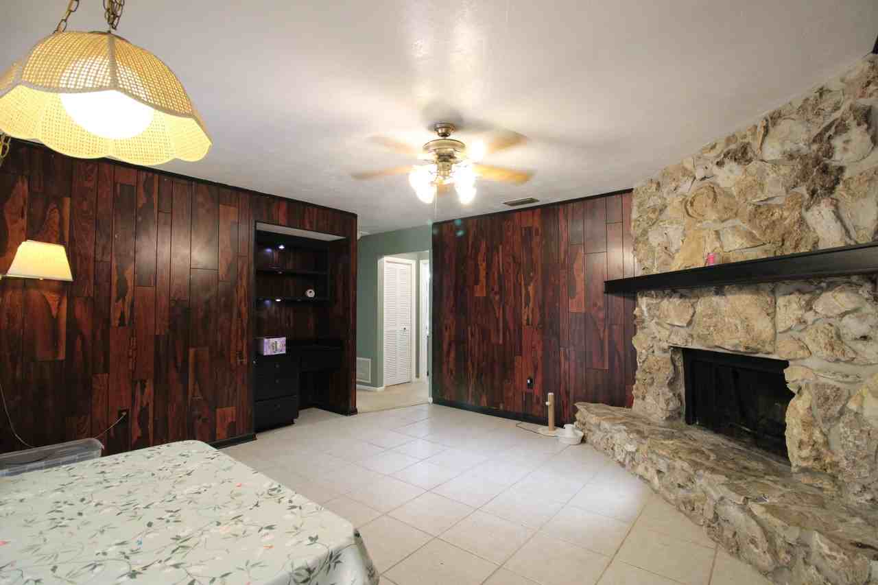 1624 Sw 77th Ter #1 - Photo 5 of 13