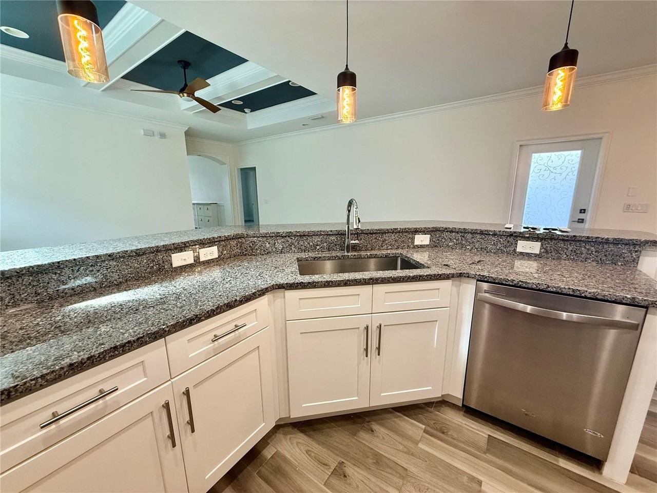 3635 Nw 26th St #1 - Photo 4 of 37