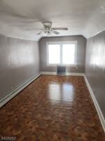 featured image of 476 E 33rd St #3