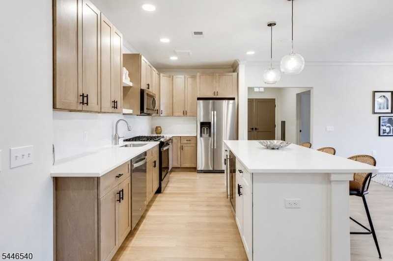 440 North Ave E #3B