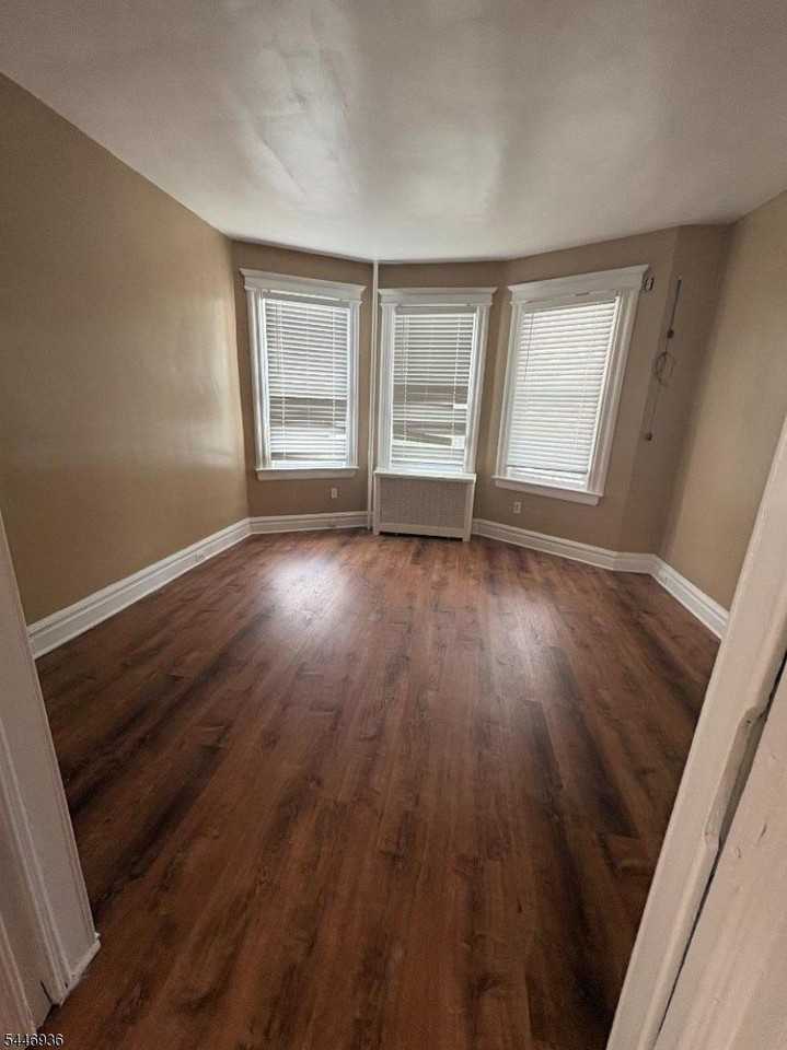 62 Becker Ter - Photo 5 of 9