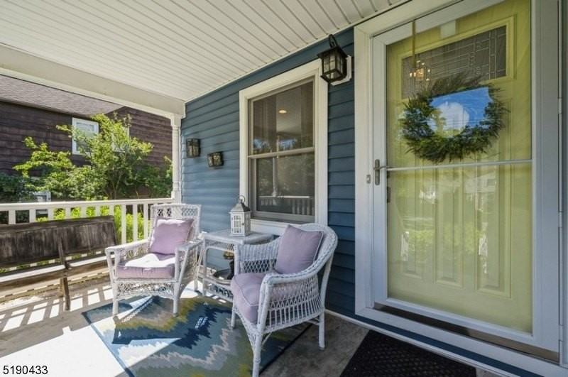 32 Beechwood Rd - Photo 3 of 29