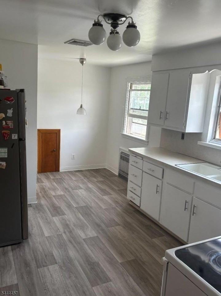 95 Alfred St - Photo 3 of 5