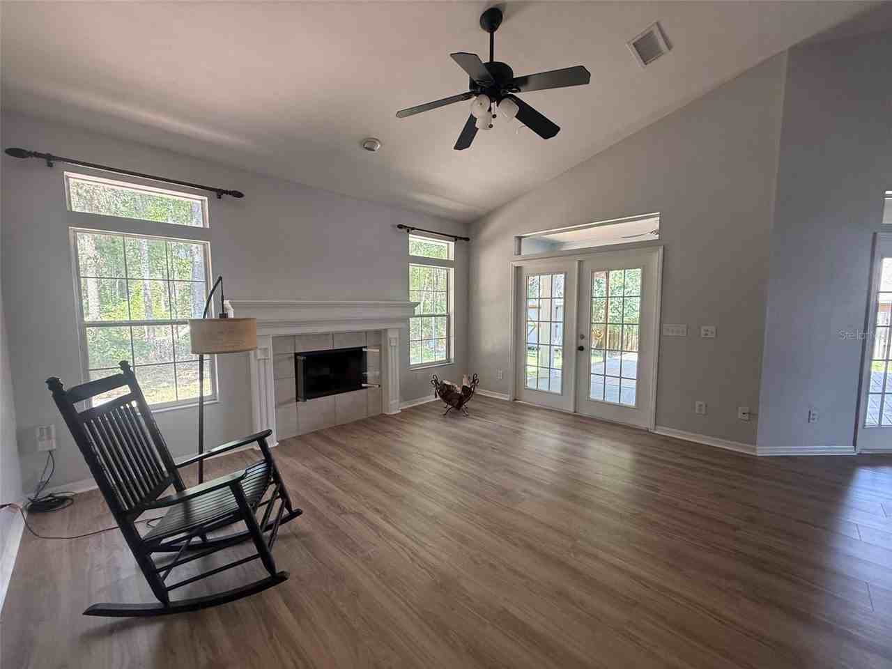 1010 Nw 120th St #1 - Photo 3 of 17