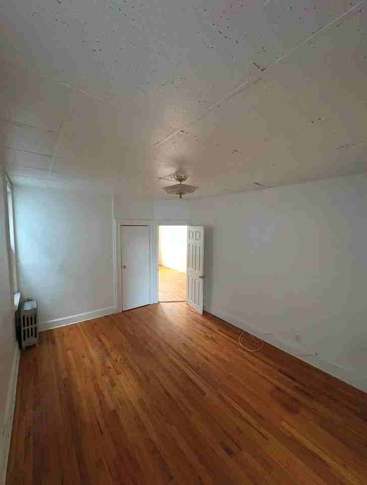 191 Belvidere Ave - Photo 4 of 5
