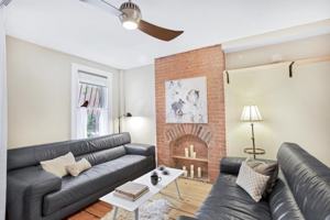 featured image of 159 1/2 Coles St