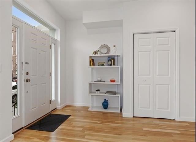 936 Pavonia Ave #1B - Photo 2 of 26