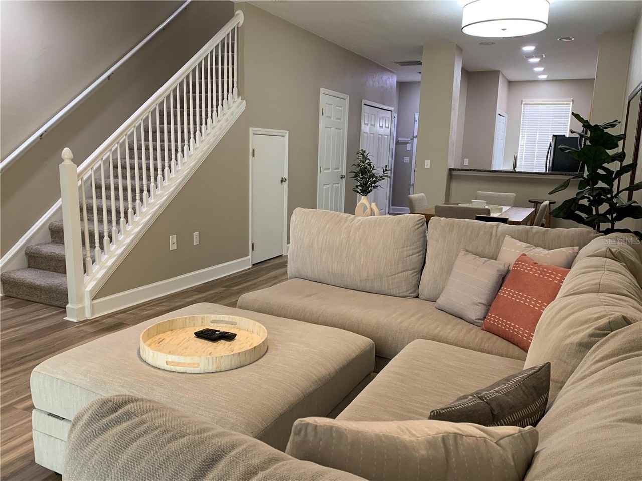 887 Nw 21st Ave #1 - Photo 5 of 37