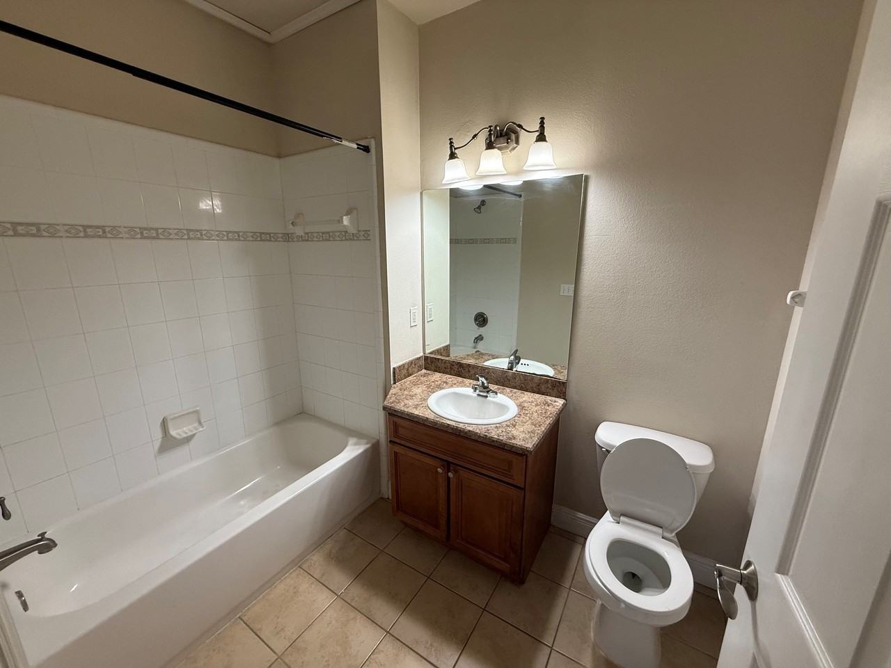 1500 Nw 4th Ave #101 - Photo 6 of 8