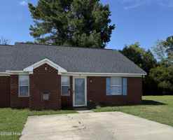 featured image of 3200 Parkway Ct #B