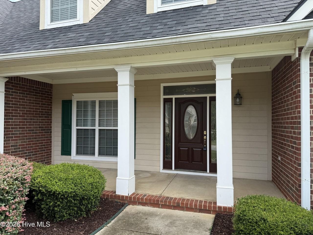 925 Woody Hill Cir - Photo 2 of 35