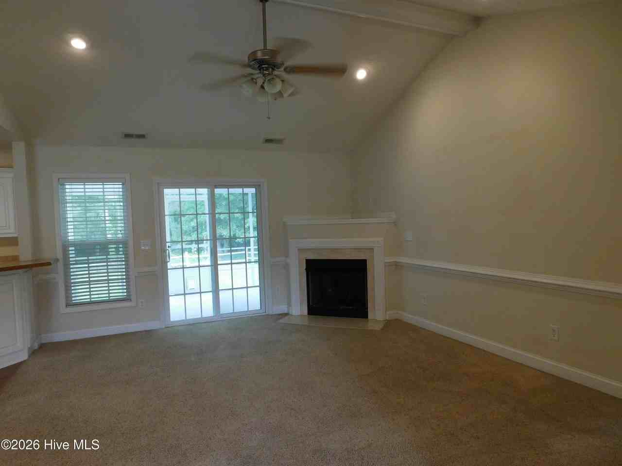 408 Sweet Gum Way - Photo 4 of 44
