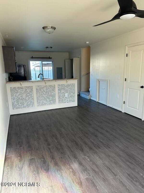 426 Sullivan Loop Rd - Photo 2 of 12