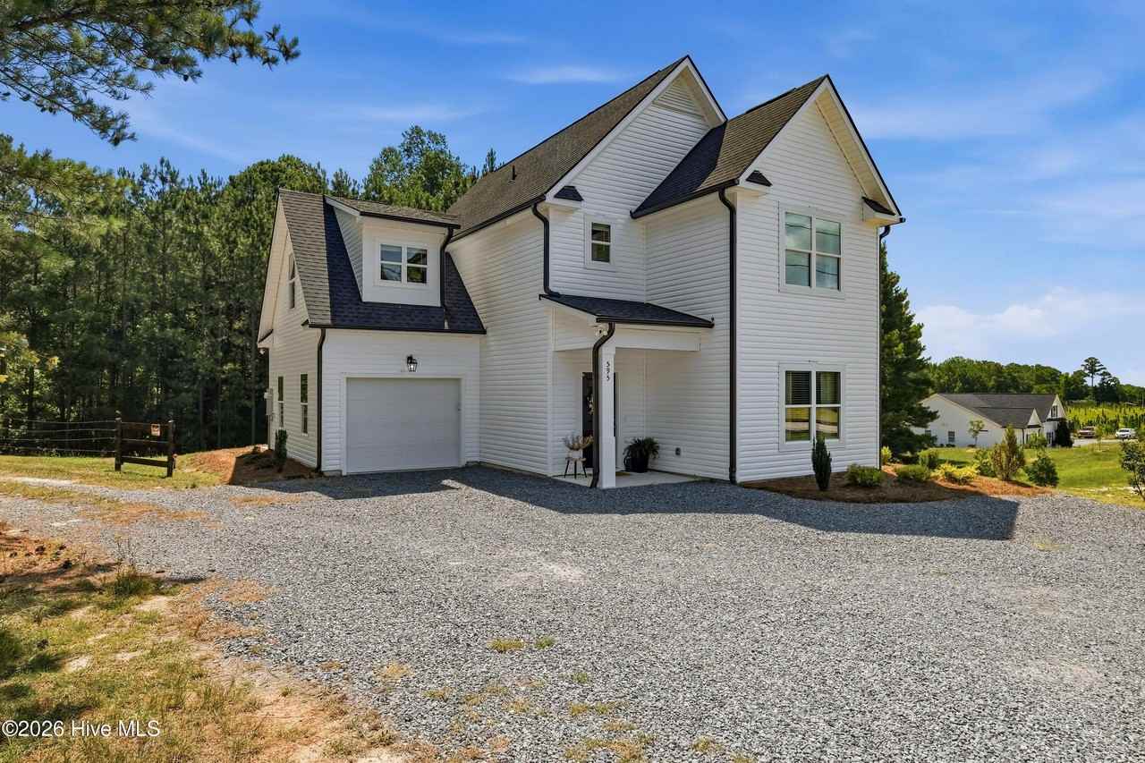 595 Bryant Rd - Photo 2 of 29