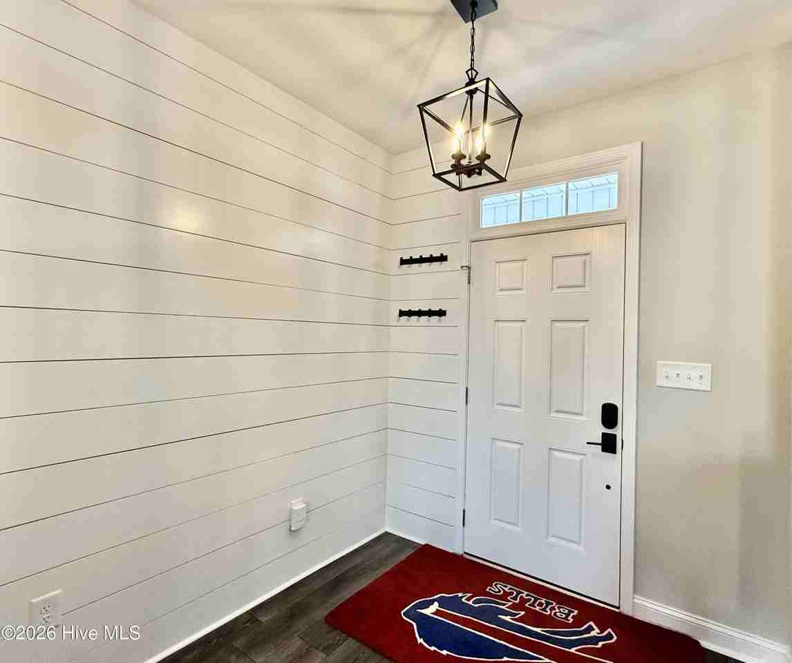 6836 Calloway Rd - Photo 4 of 40