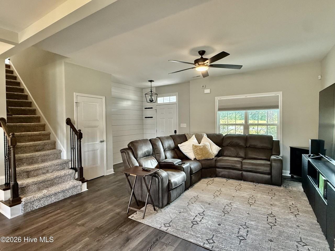 6836 Calloway Rd - Photo 6 of 40