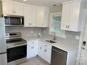 1123 White Oak Dr - Photo 1 of 1