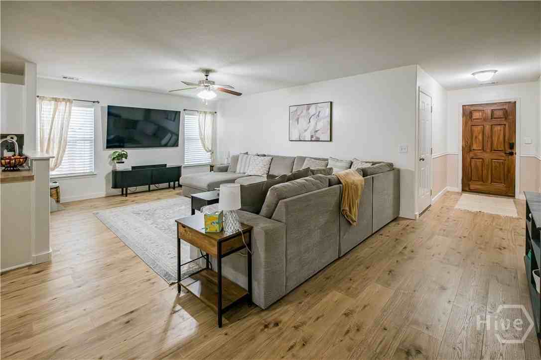 17 Raintree Way - Photo 3 of 39