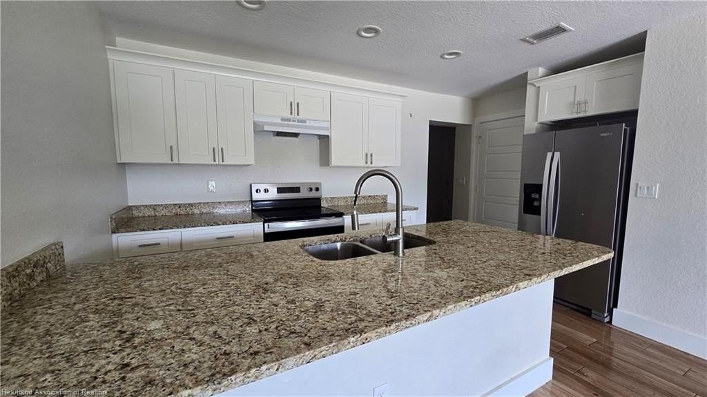 6301 Candler Ter - Photo 5 of 27