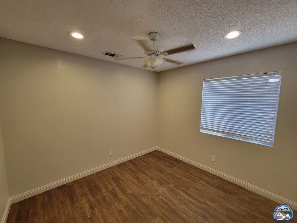 861 W Legion Rd - Photo 6 of 13