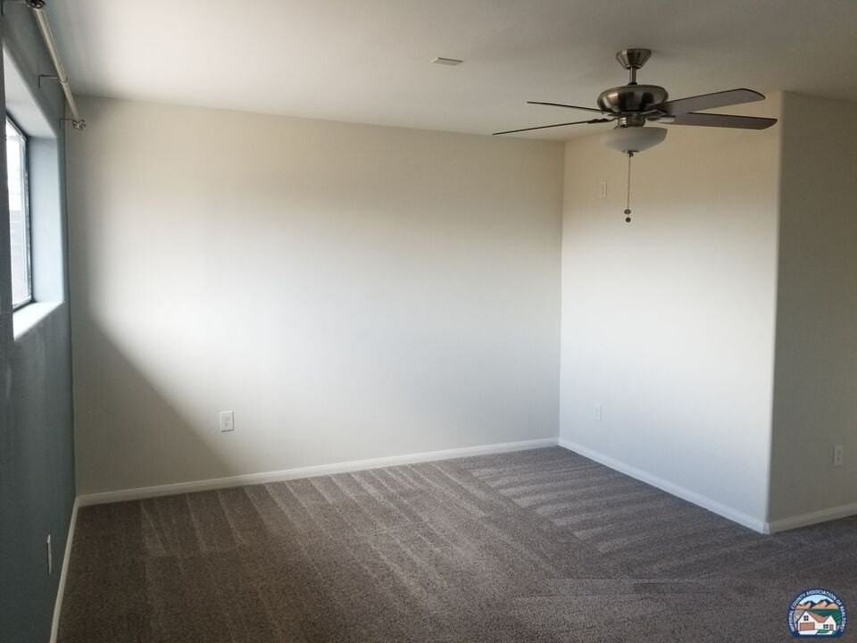 1278 Aurora Dr - Photo 6 of 12