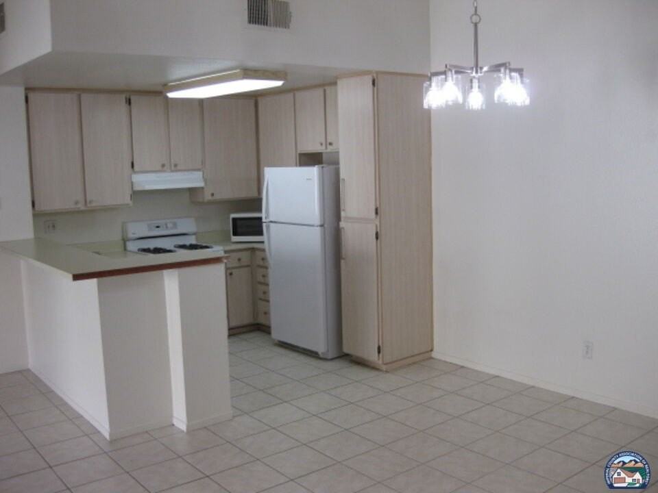 1100 Rodeo Dr #757 - Photo 2 of 12