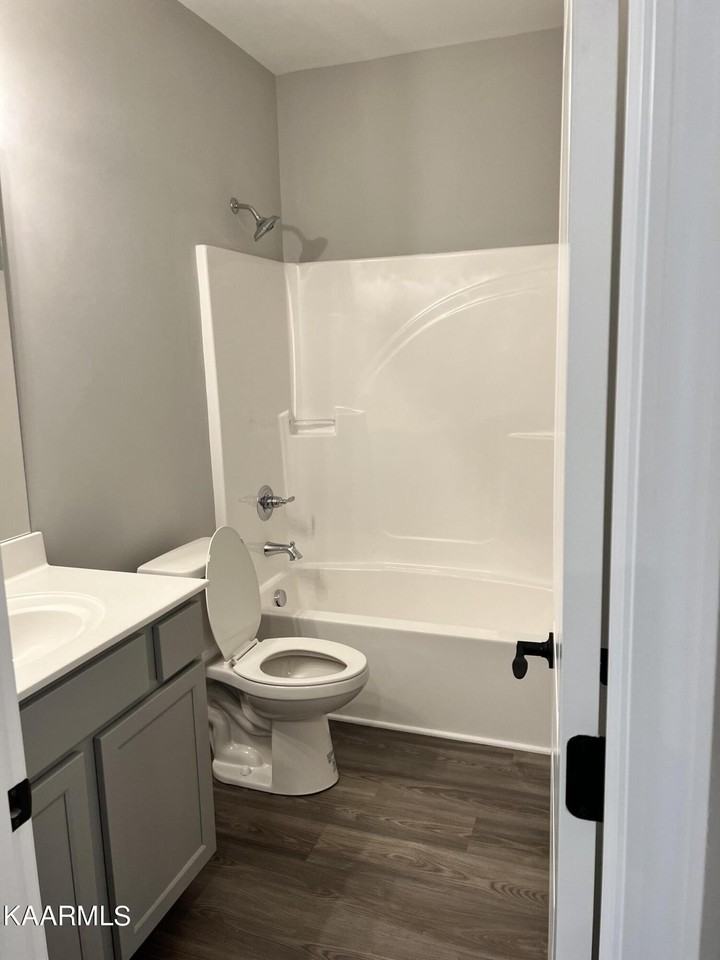 348 Harper Village Way - Photo 6 of 7