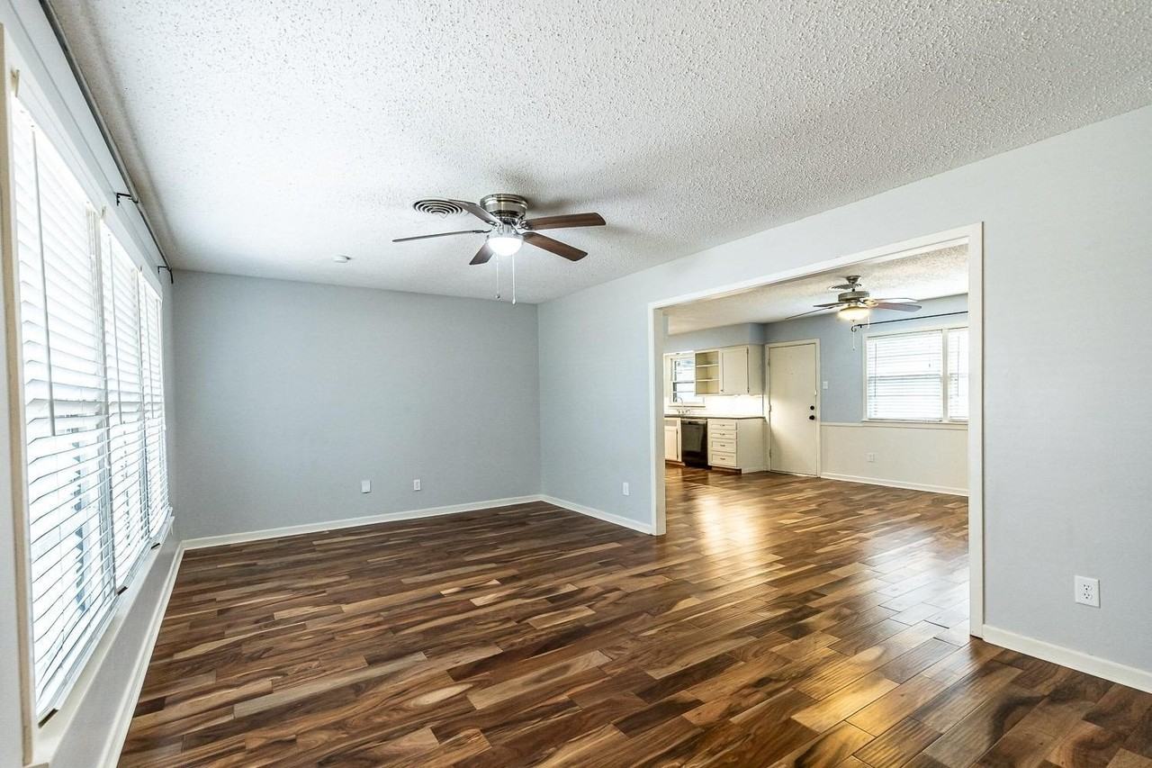 4434 28th St - Photo 3 of 27