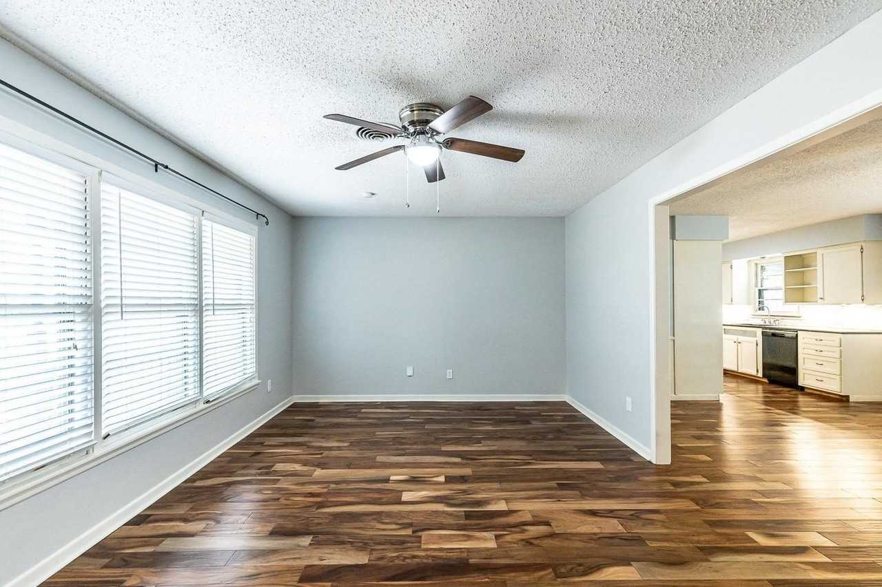 4434 28th St - Photo 4 of 27