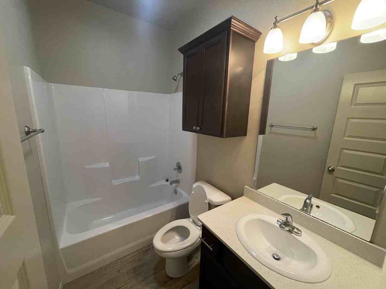 6706 Pontiac Ave - Photo 5 of 9