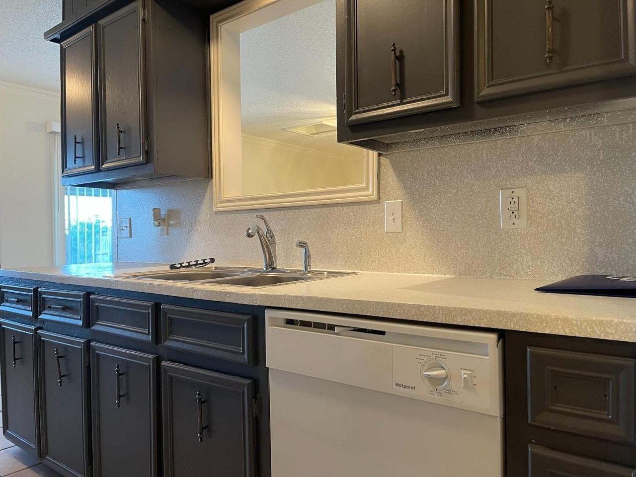 5907 16th St - Photo 5 of 25