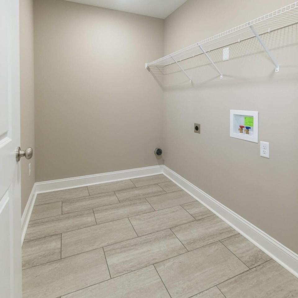 1143 Judah Bear Blvd - Photo 3 of 11