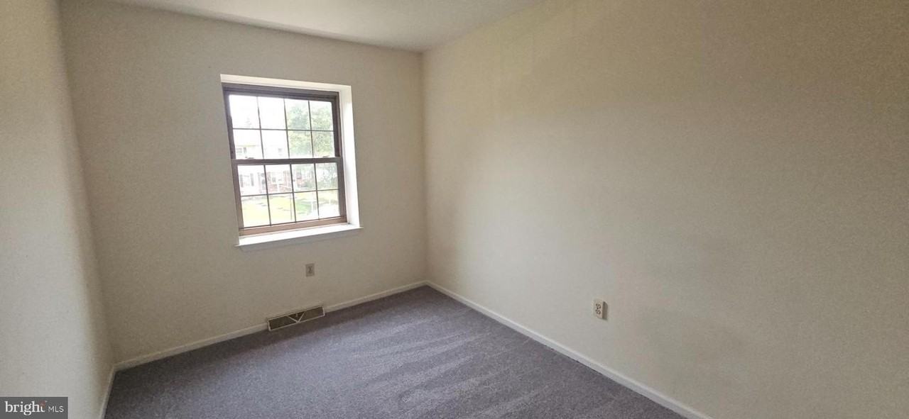 229 Ritter Pl - Photo 7 of 13