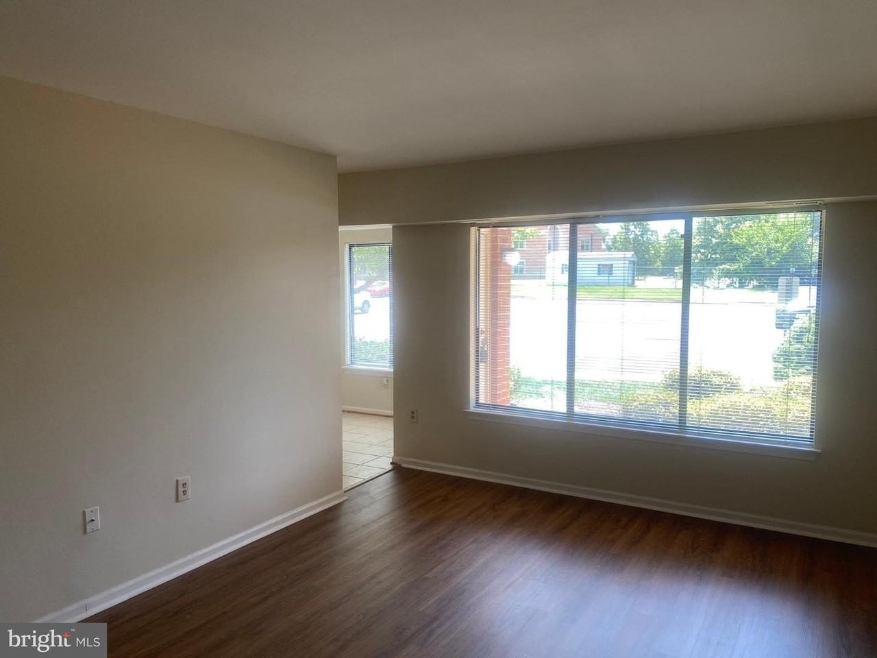 9557 Coggs Bill Dr - Photo 6 of 38