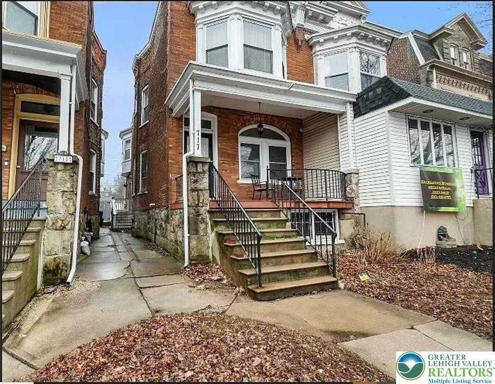 717 W Broad St #2 - Photo 2 of 14