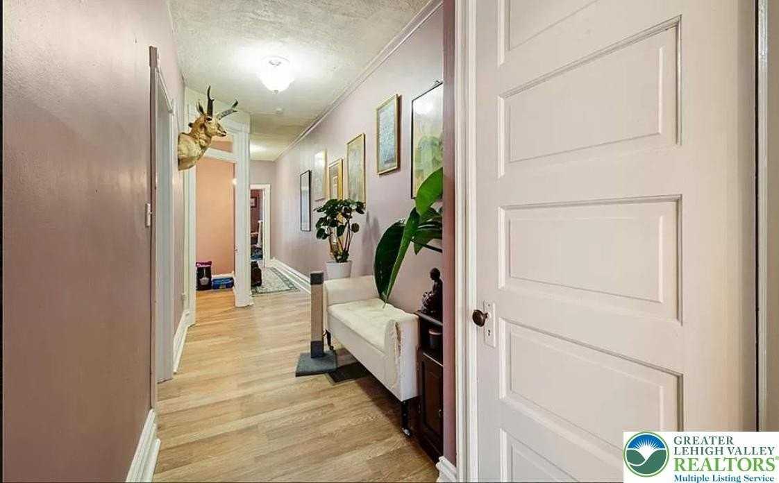 717 W Broad St #2 - Photo 7 of 14