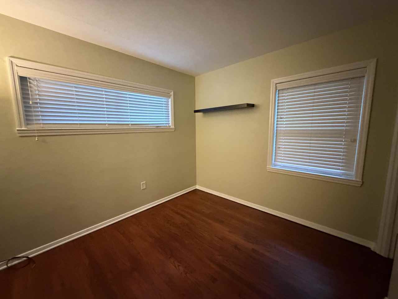 701 Sw 28th St #1 - Photo 5 of 39