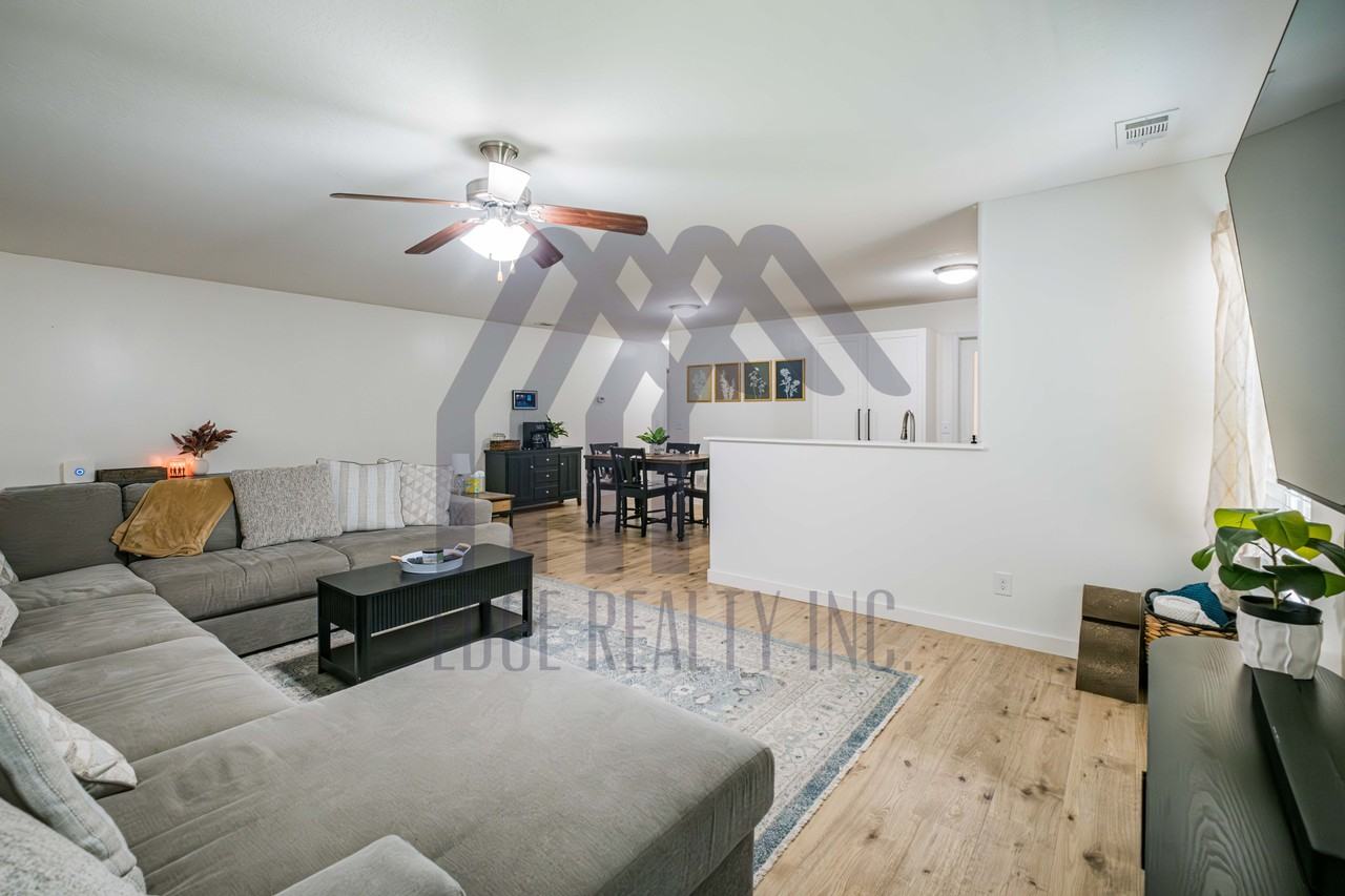 17 Raintree Way Pt. Wentworth, Ga 31407 #1 - Photo 5 of 33
