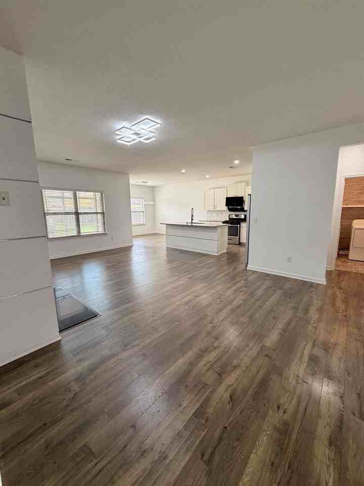 280 Lilly Dr - Photo 5 of 40