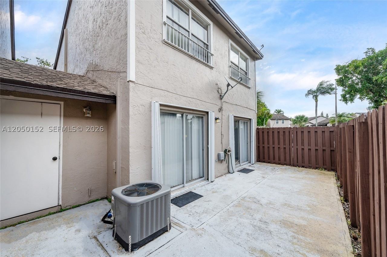 3877 Nw 122nd Ter #1L - Photo 2 of 24