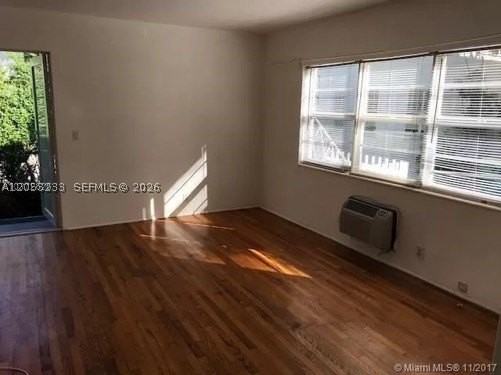 1235 Euclid Ave #8 - Photo 2 of 6