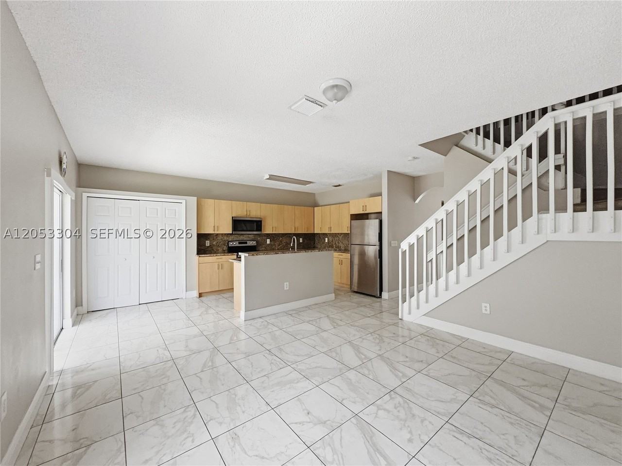 2214 Se 25th Ave #2214 - Photo 5 of 19