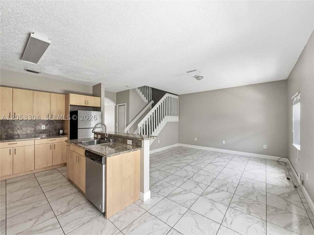 2214 Se 25th Ave #2214 - Photo 7 of 19