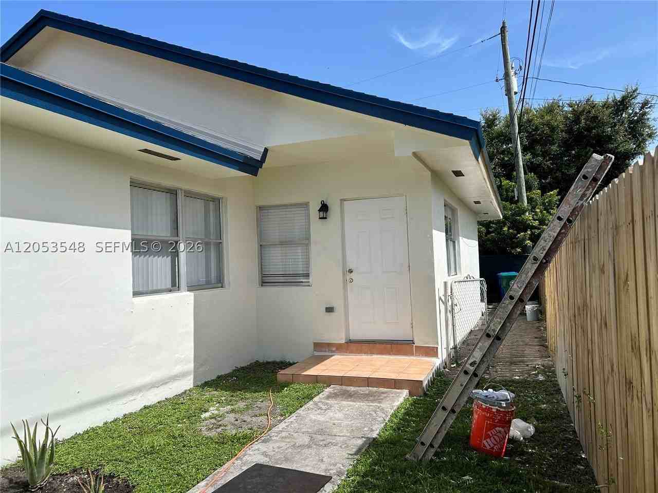 5213 Nw 2nd Ter #0 - Photo 3 of 24
