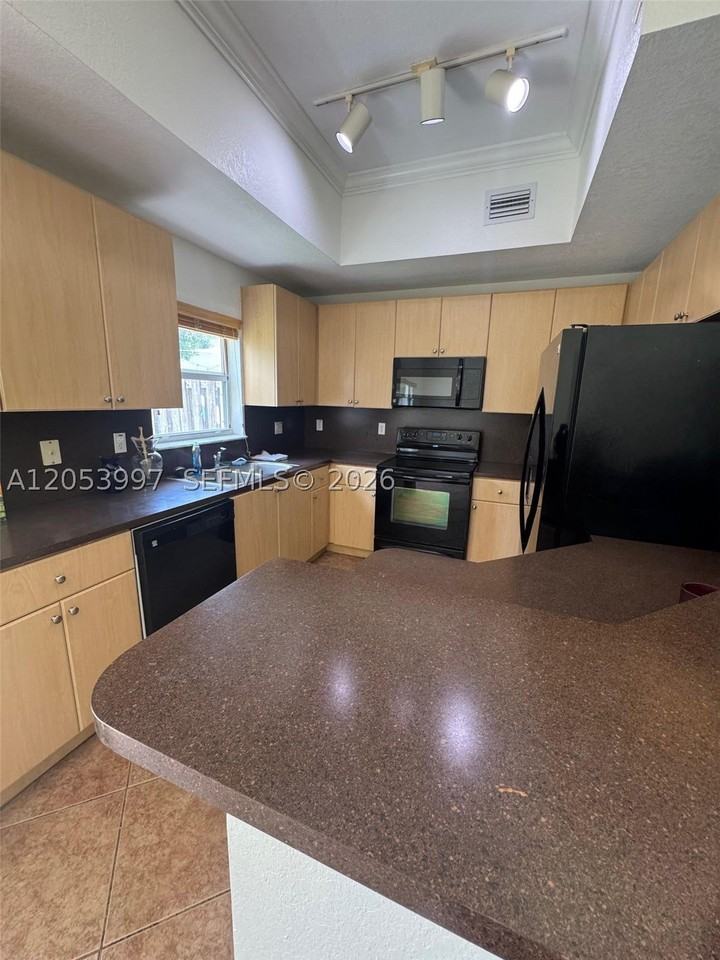 8908 Sw 223rd Ter #8908 - Photo 3 of 15
